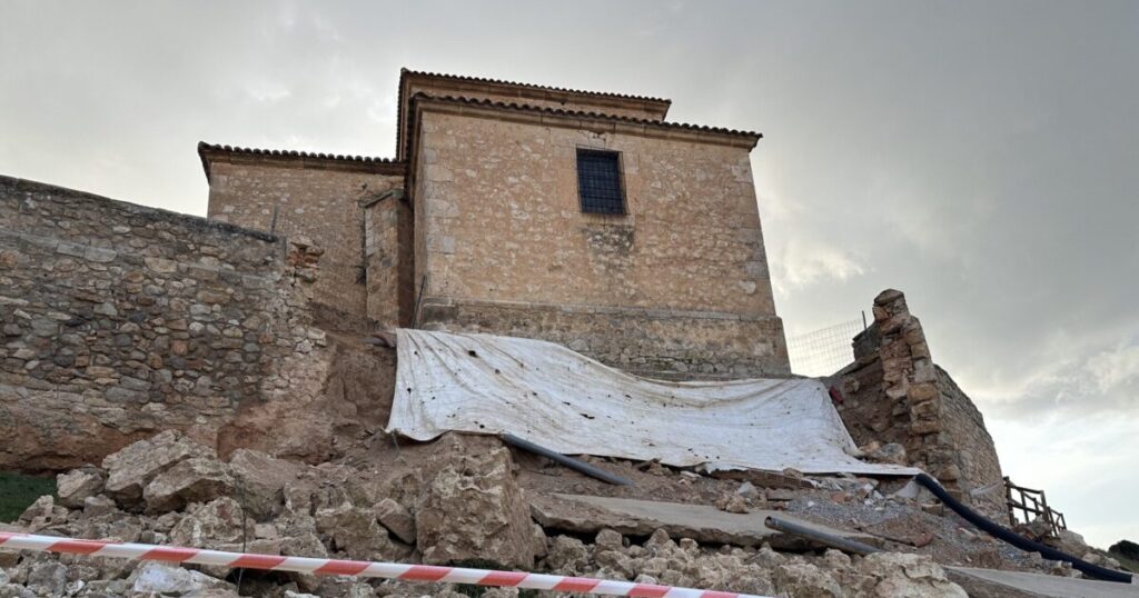 Soria ¡YA! señala el derrumbe de la iglesia de Villasayas como símbolo del abandono del patrimonio por parte de la Junta en la provincia