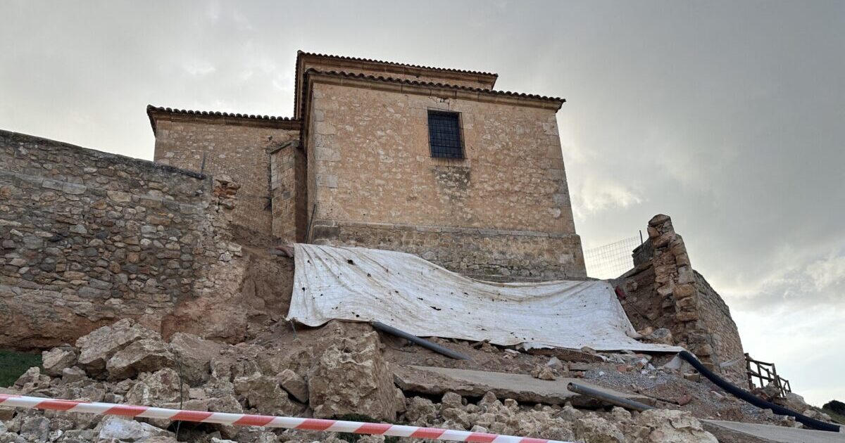Soria ¡YA! señala el derrumbe de la iglesia de Villasayas como símbolo del abandono del patrimonio por parte de la Junta en la provincia